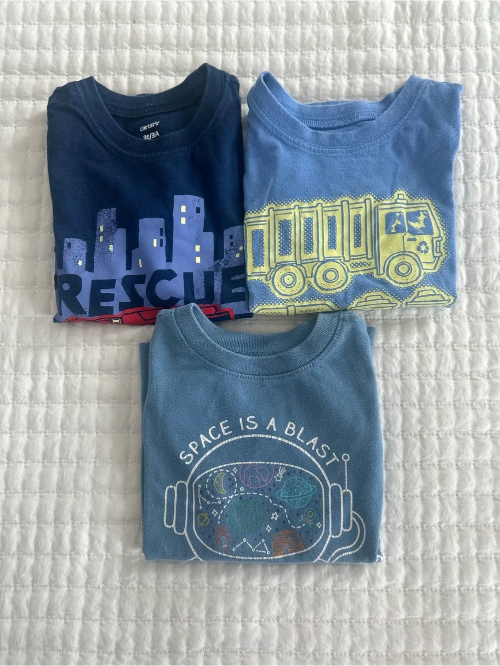Bundle of toddler graphic tee, 4T
